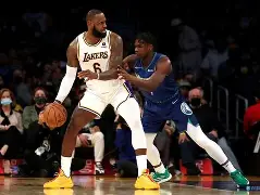 好博足球官网-赛地聚焦——NBA常规赛窗口期热度飙升，拉齐奥造点机会，管理层满意，细节决定成败